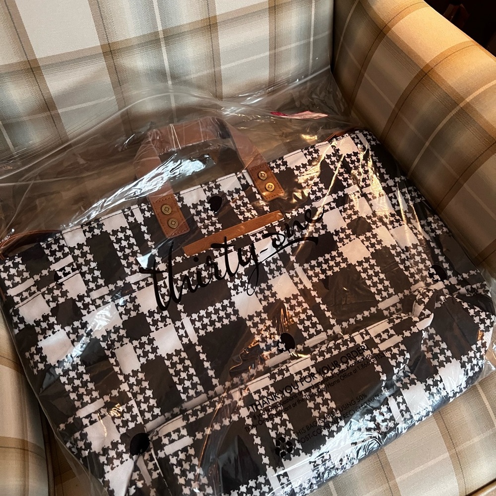 Thirty-One step up tote